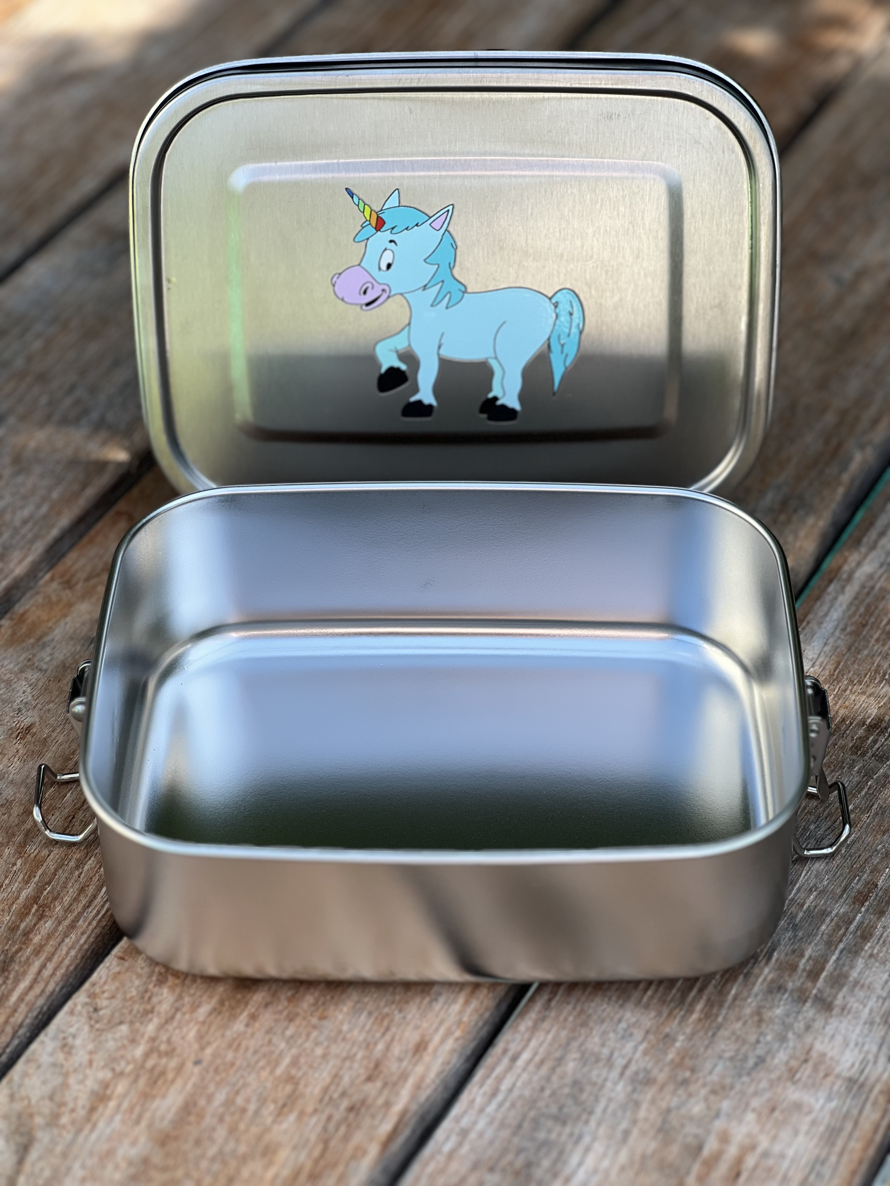 Kiddy Lunch Set Einhorn, abgebildet ist die geöffnete Lunchbox.